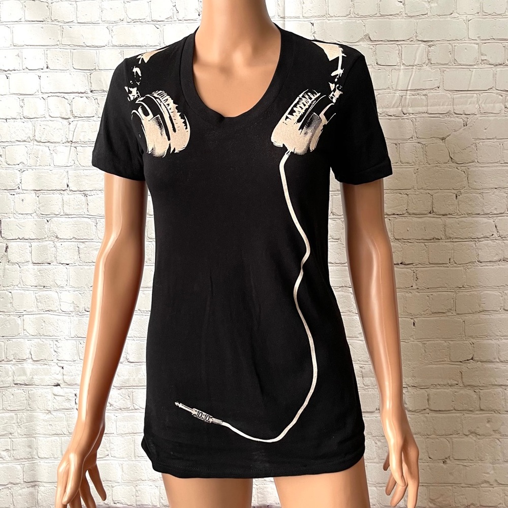 Women’s T shirt